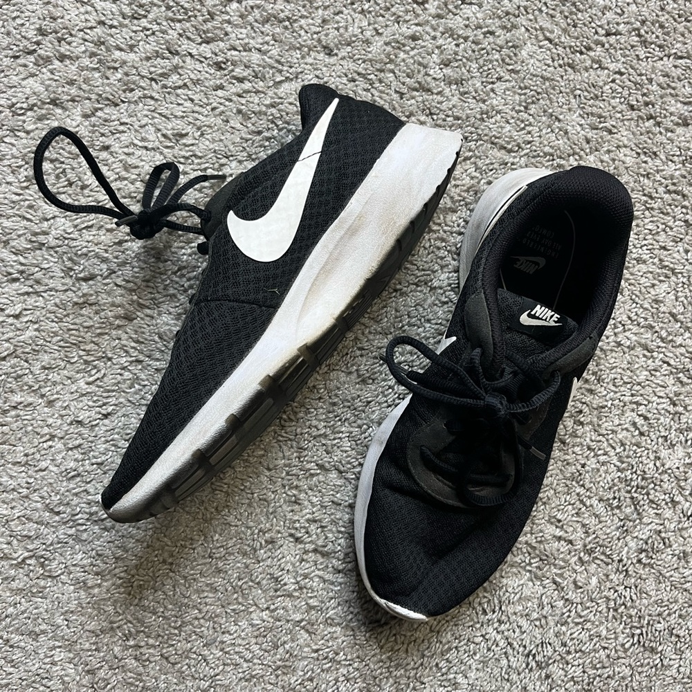 Womens Nikes